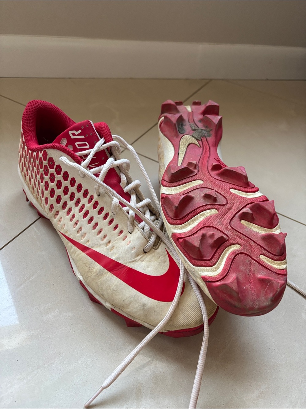 Red Nike Lunar Vapor Ultrafly Baseball Softball Cleats